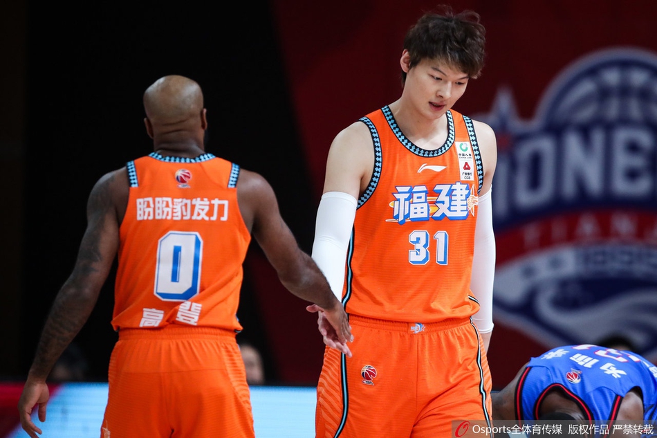 CBA第32轮精彩瞬间