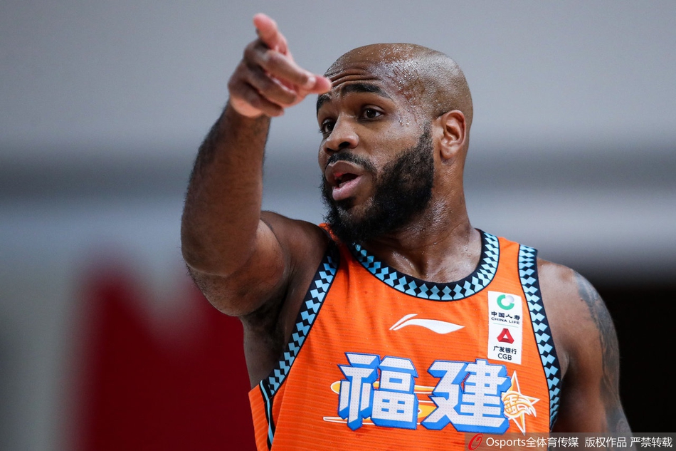 CBA第32轮精彩瞬间