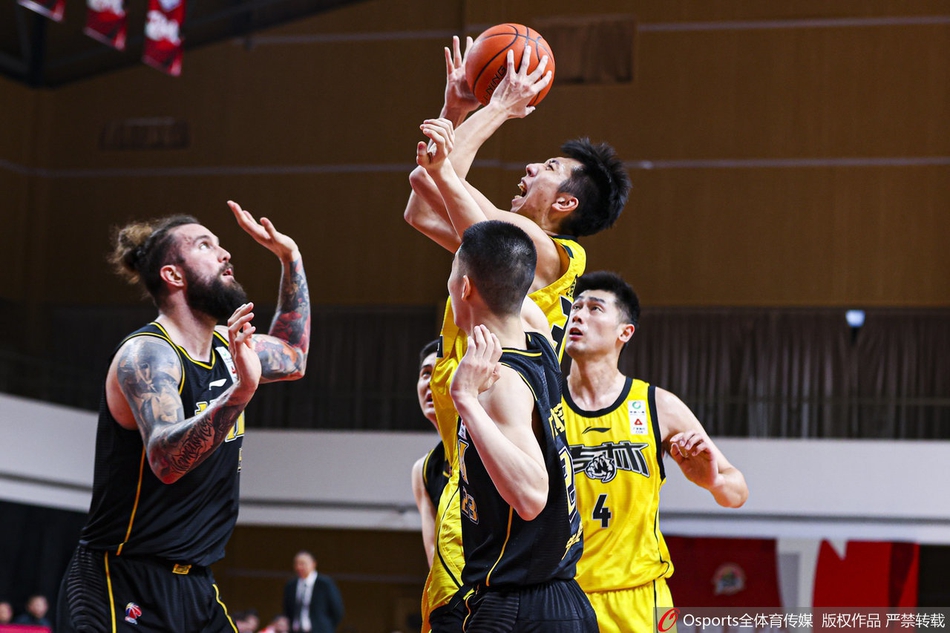 CBA第33轮：吉林105-104广厦