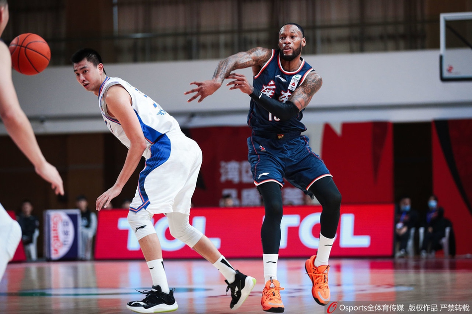 CBA第33轮:广东107-92四川