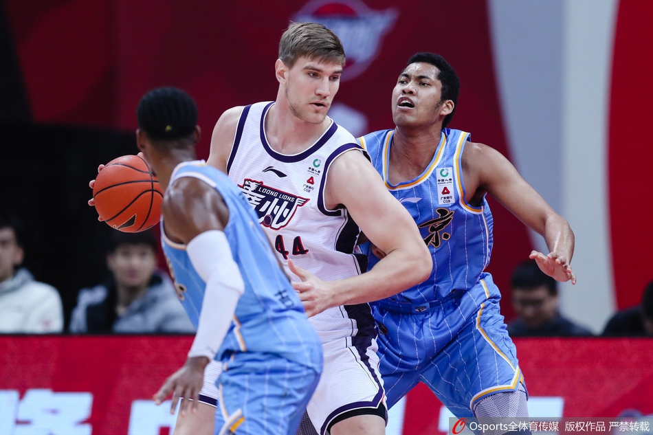 CBA第35轮：广州102-114北京