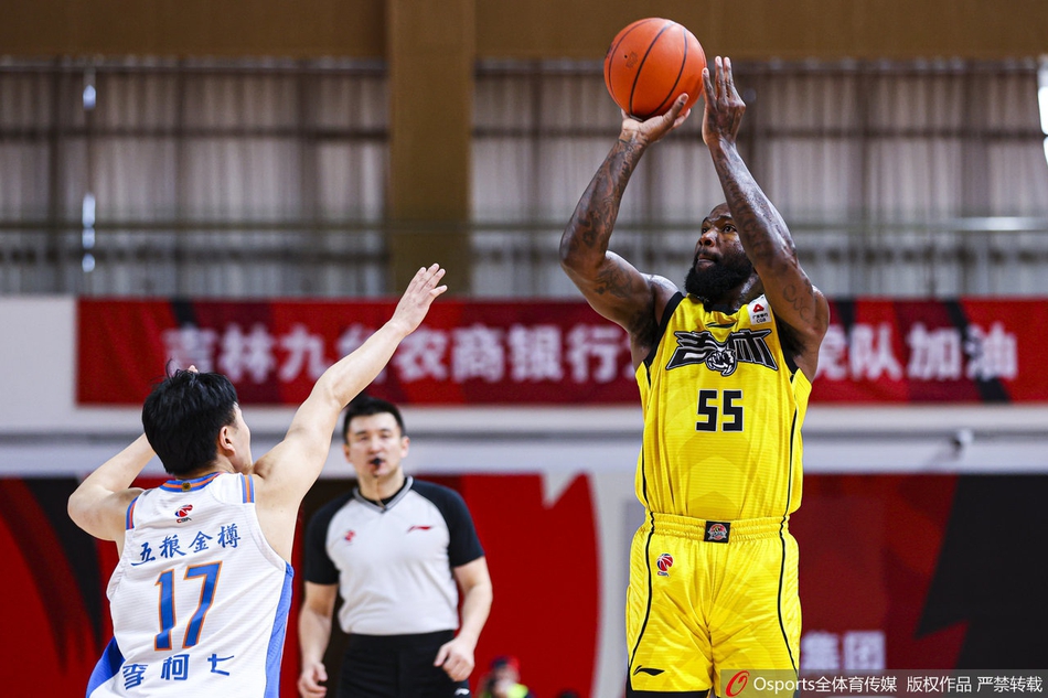 CBA第36轮：吉林111-119四川