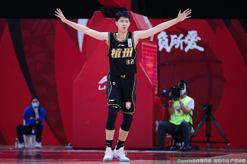 CBA第37轮：广厦125-121山东