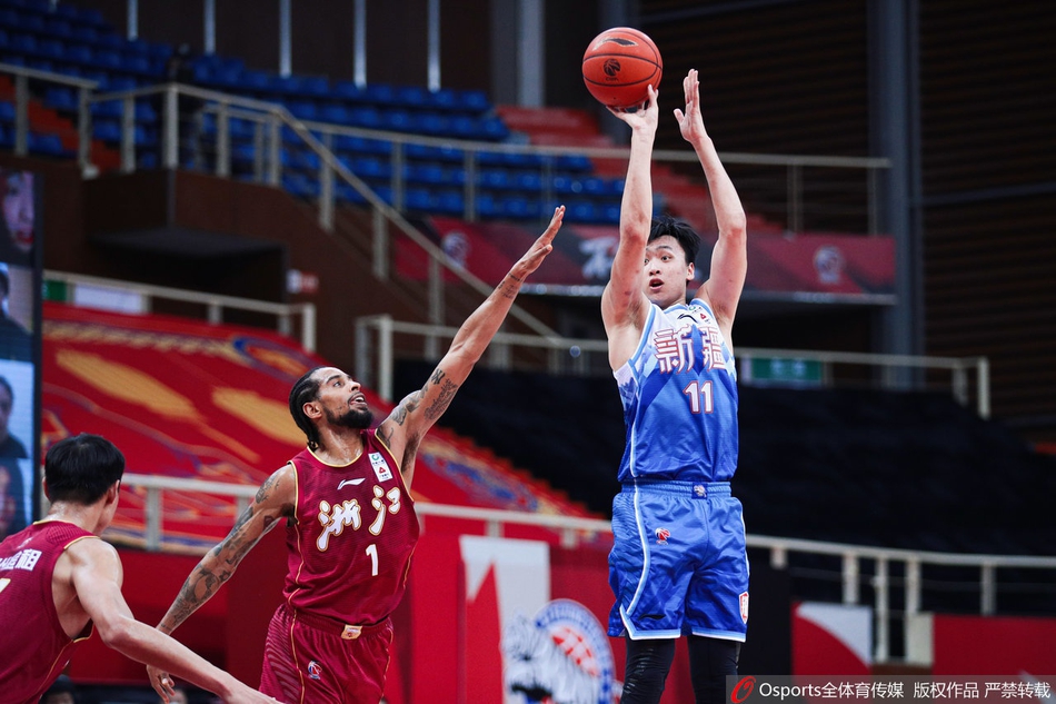 CBA第39轮：新疆99-93浙江