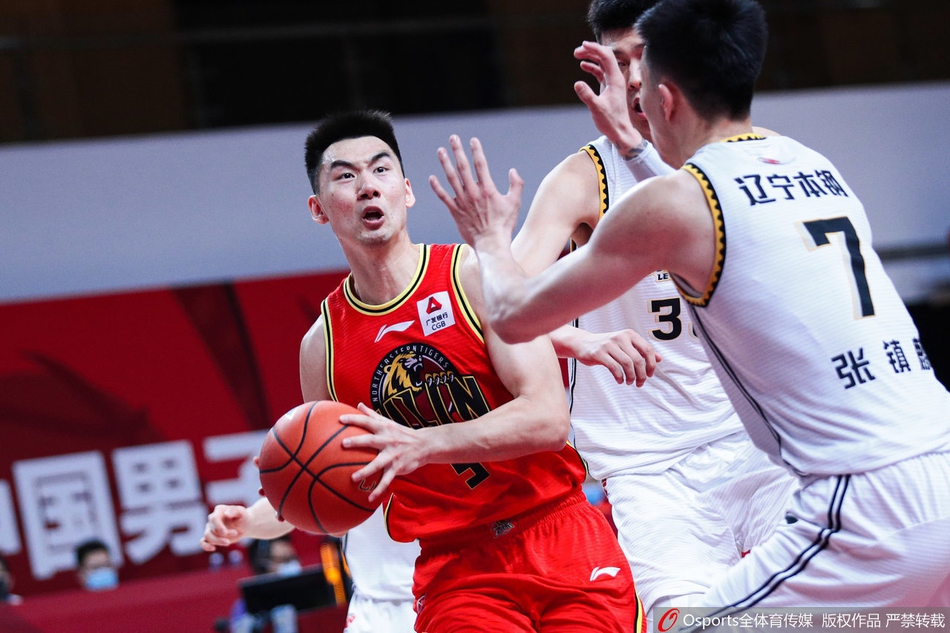 CBA第48轮：辽宁100-83吉林