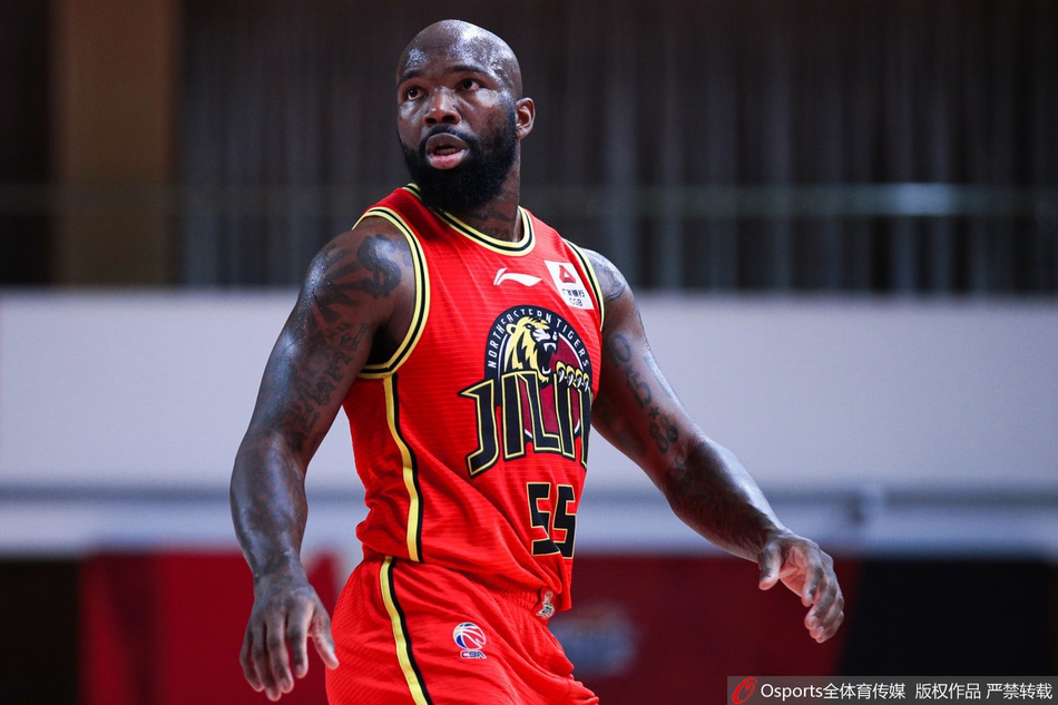 CBA第48轮：辽宁100-83吉林