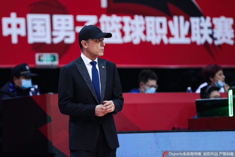 CBA第49轮：山东112-106新疆