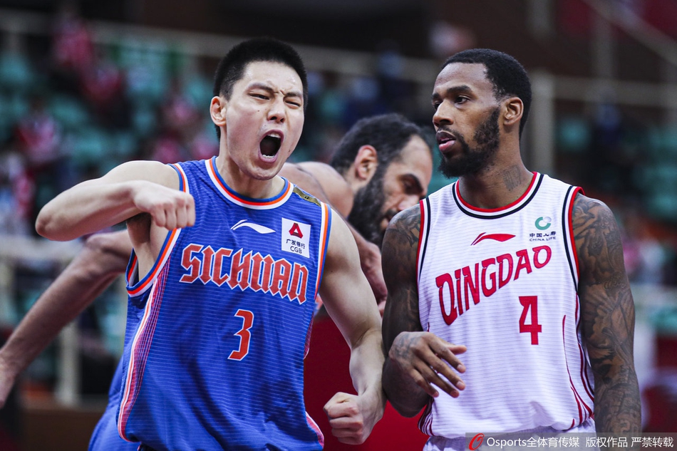 季后赛12进8：青岛93-91四川