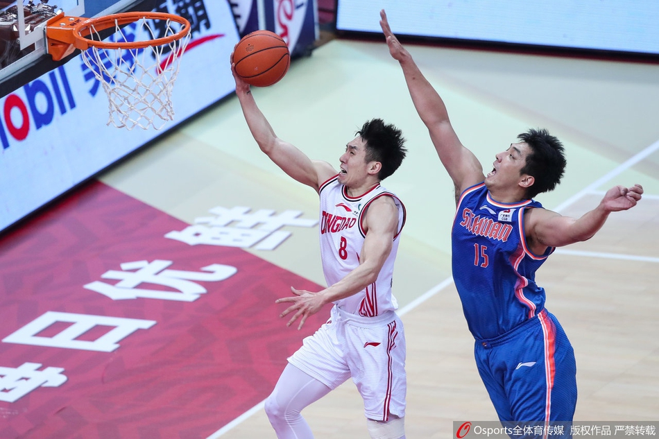 季后赛12进8：青岛93-91四川