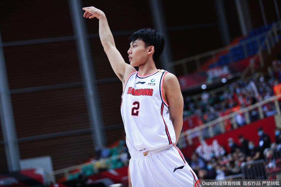 季后赛1/4决赛：广东104-103北京