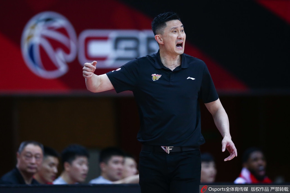 季后赛1/4决赛：广东104-103北京