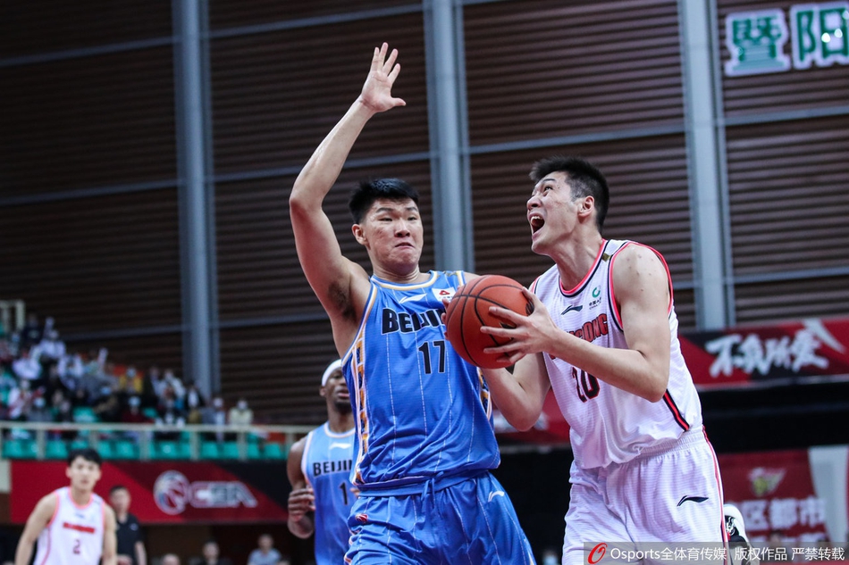 季后赛1/4决赛：广东104-103北京