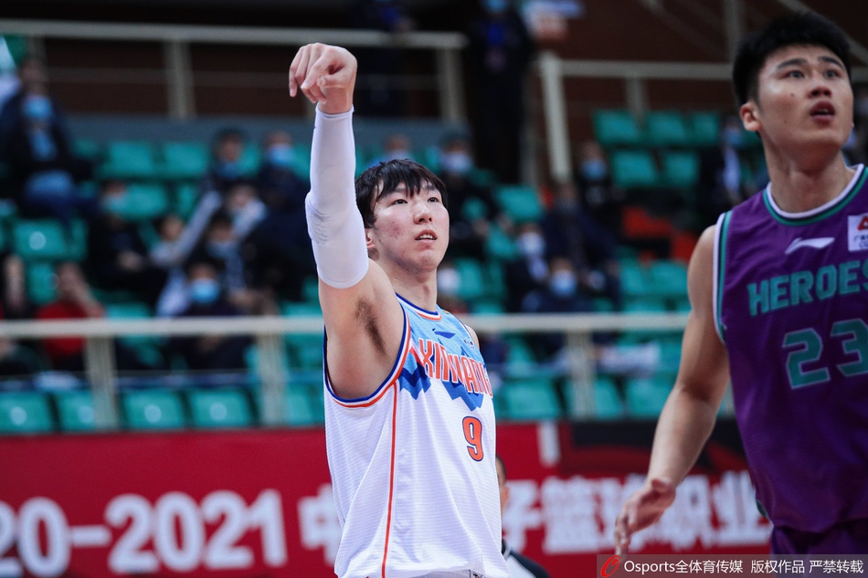 季后赛1/4决赛：新疆101-105山东