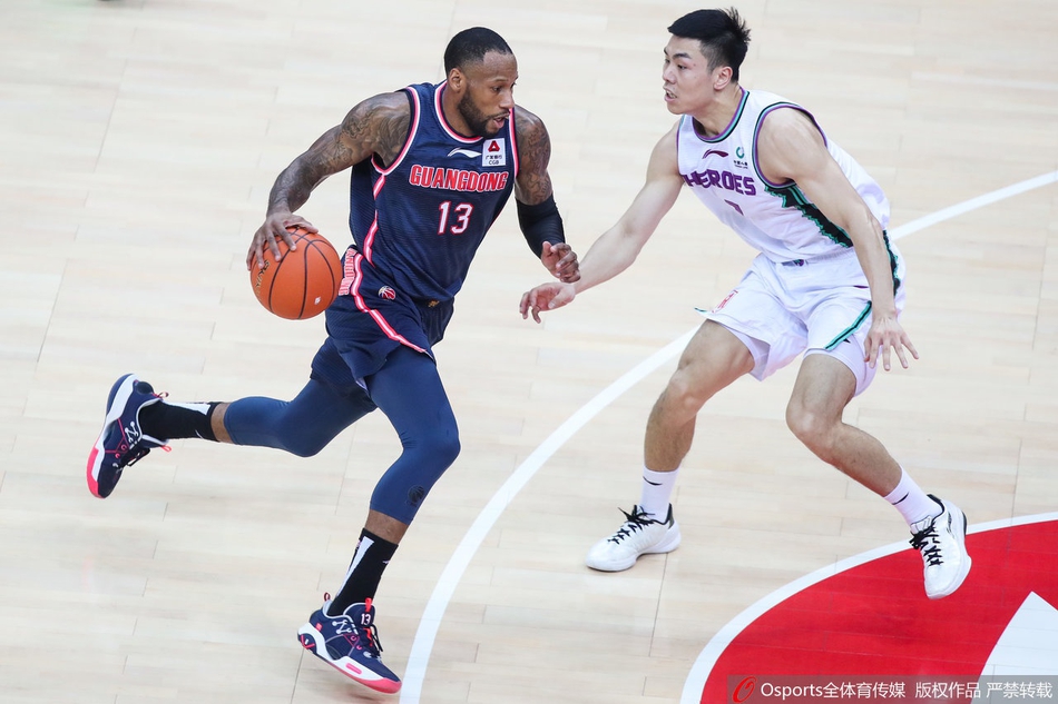 CBA半决赛：山东112-118广东