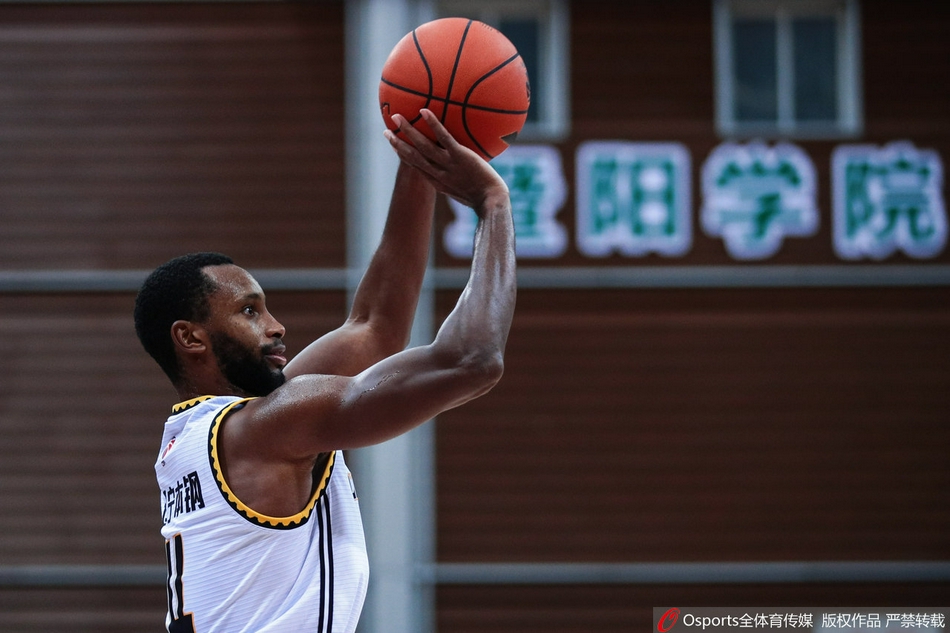 CBA第11轮：辽宁114-97山东