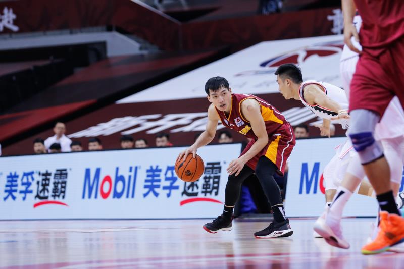 CBA季后赛1/4决赛:辽宁127-123浙江