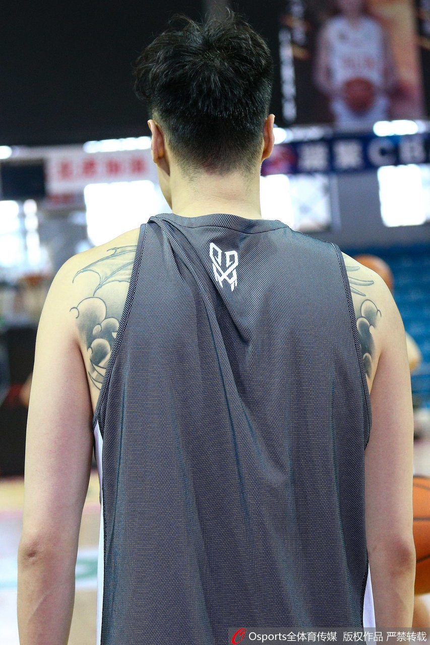 辽宁男篮备战东北德比