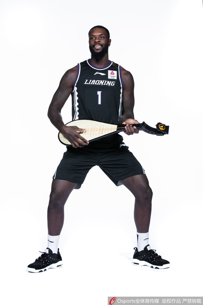 史蒂芬森官方写真