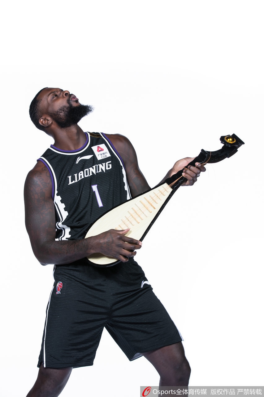 史蒂芬森官方写真