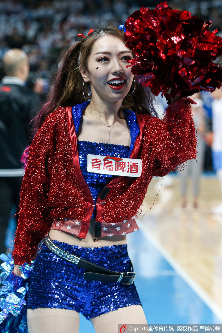 CBA第7轮:篮球宝贝热舞助威