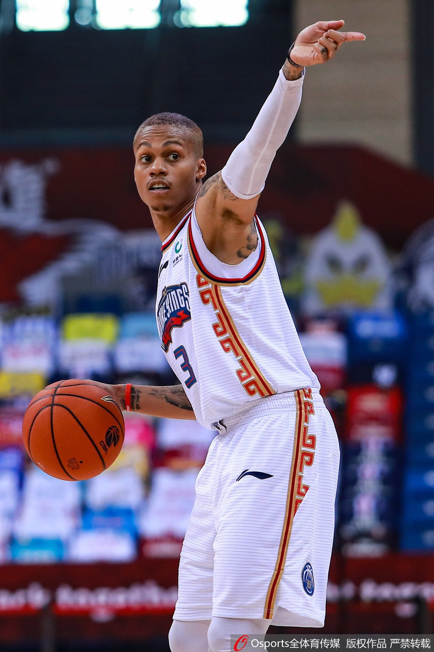 CBA复赛：同曦95-112广厦