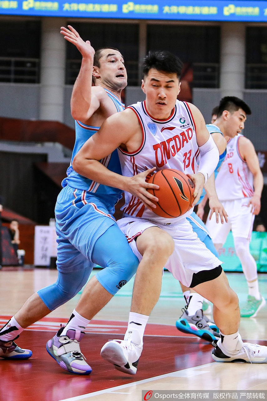 CBA复赛：青岛VS新疆