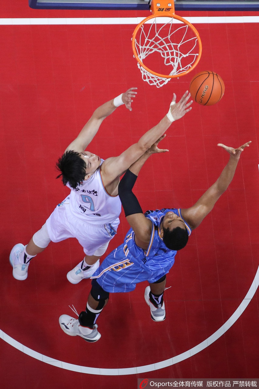 CBA复赛：新疆67-78北京
