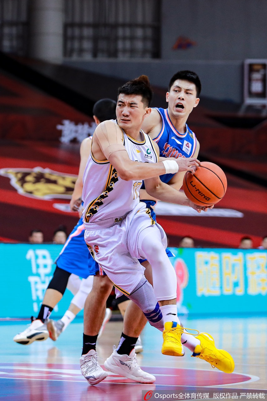 CBA复赛：广厦vs四川