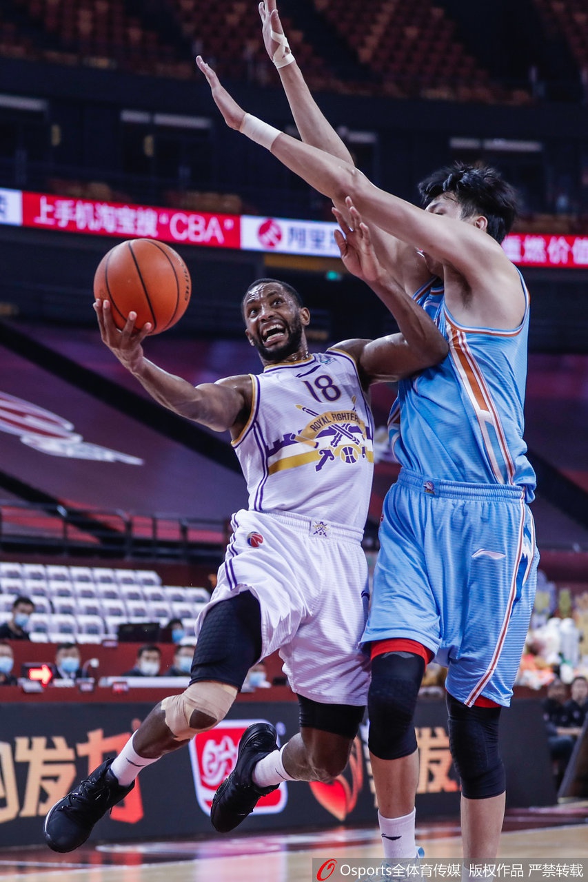 CBA复赛：北控86-104新疆