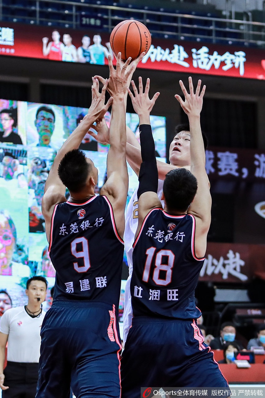 CBA复赛：广厦97-104广东