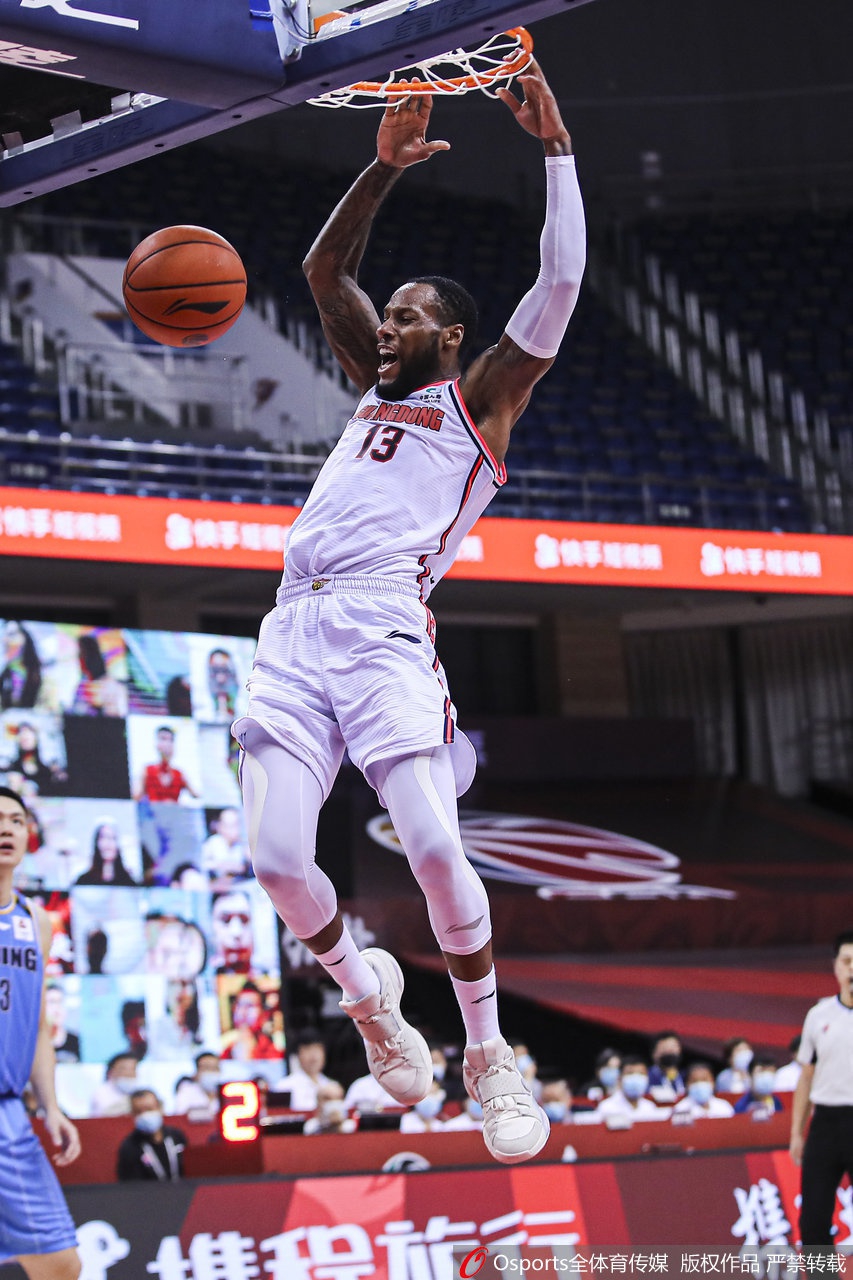 CBA半决赛：广东88-85北京