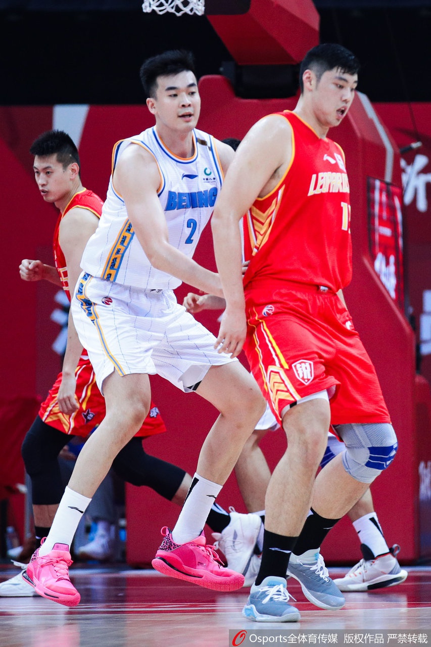 CBA第3轮：北京92-78深圳