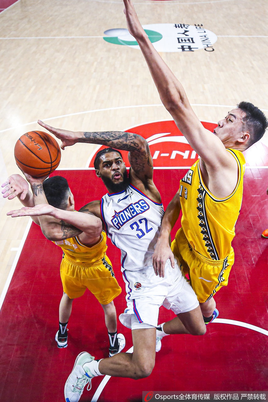 CBA第23轮：天津136-133广厦