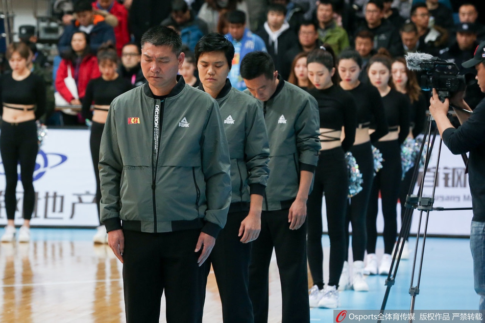 男篮女篮联赛为吉茨哀