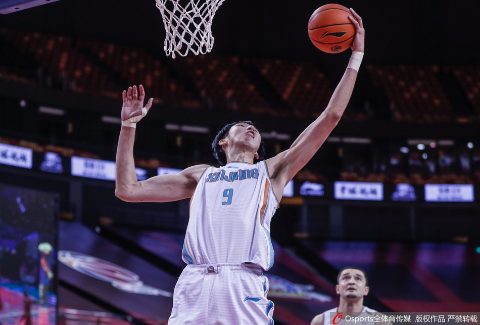 CBA复赛：新疆105-93天津