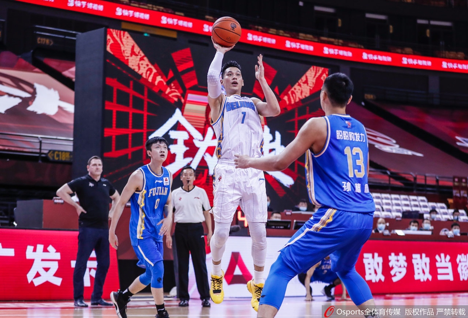 CBA复赛：北京115-87福建