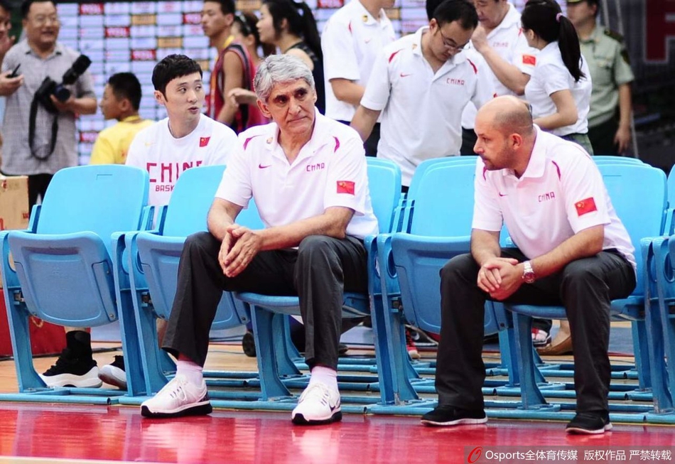 回顾“雅指导”的国家队生涯