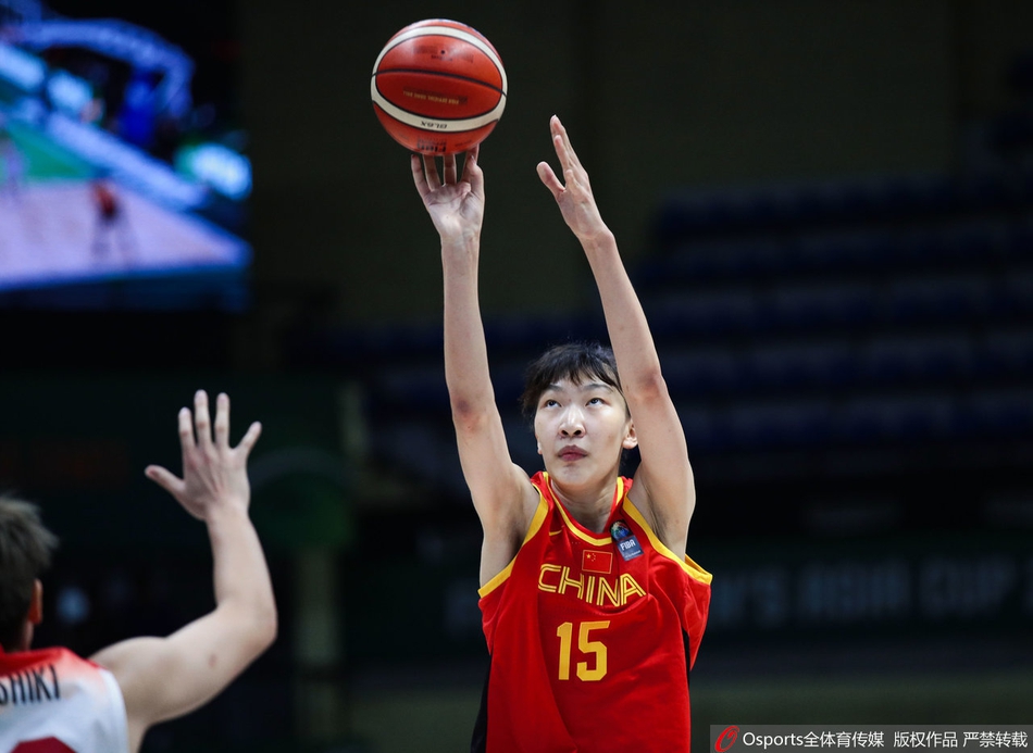 亚洲杯:中国女篮负日本获亚军