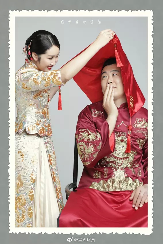 韩德君夫妇婚纱照曝光