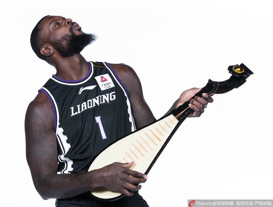 史蒂芬森官方写真