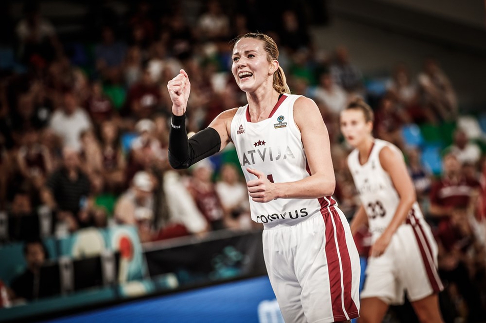 女篮世界杯中国64-61拉脱维亚