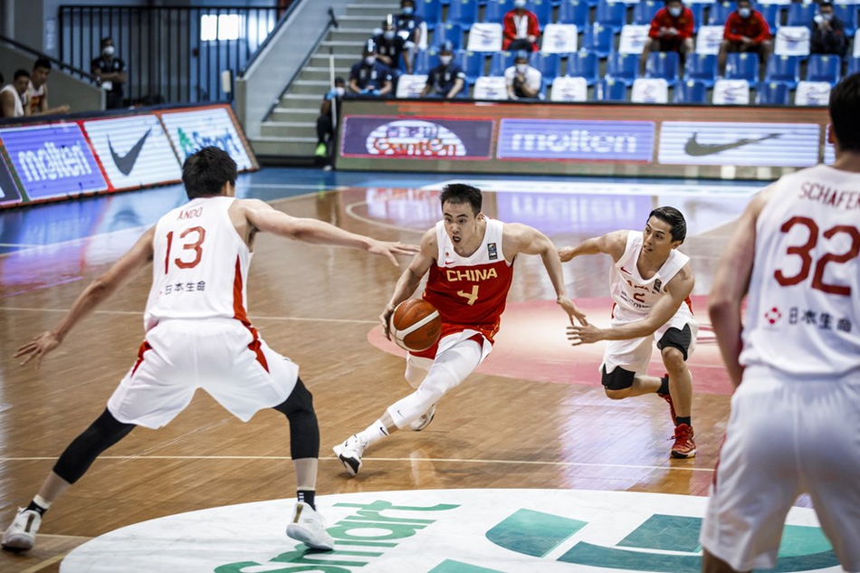 亚预赛-中国男篮90-84日本