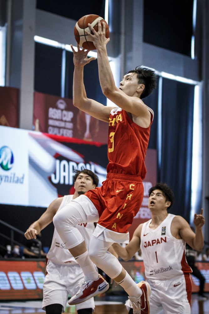 亚预选-中国男篮66-57日本