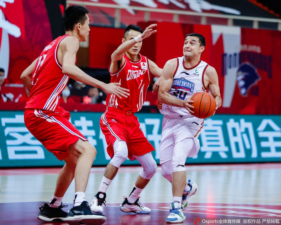 CBA联赛第11轮精彩瞬间