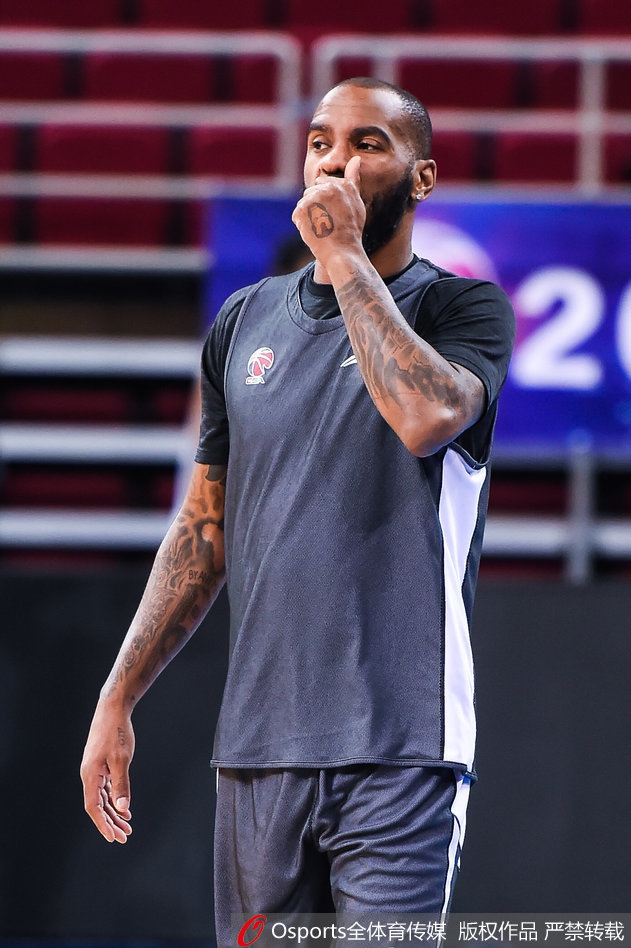 北京男篮赛前训练备战