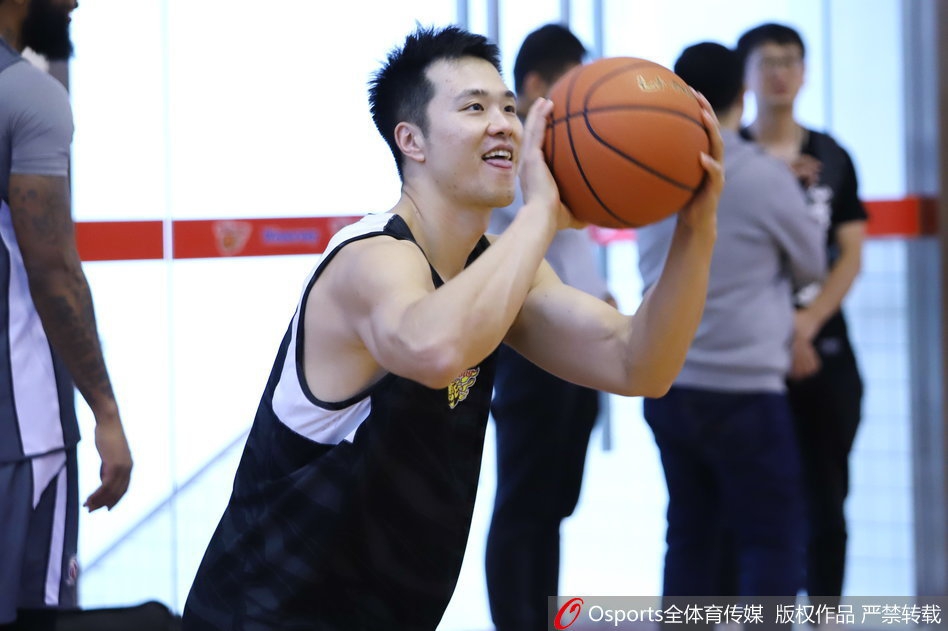 广东男篮训练备战