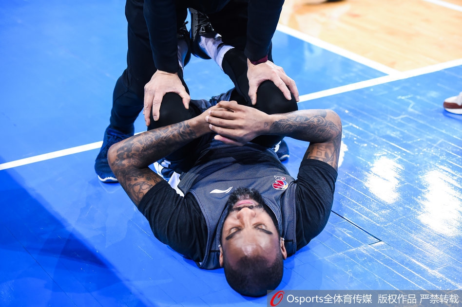 北京男篮赛前训练备战