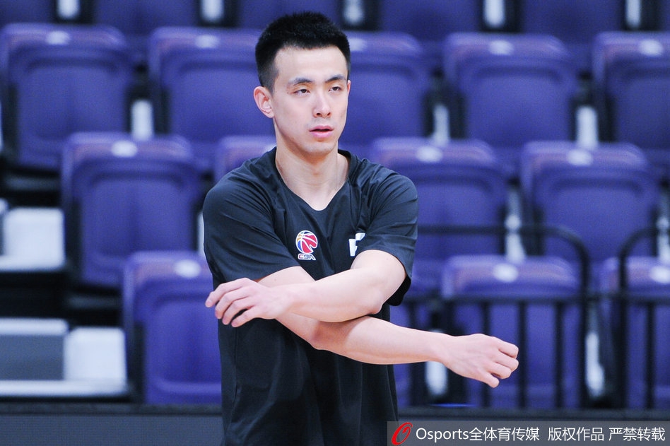 辽宁男篮训练备战