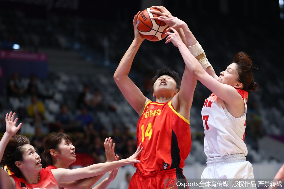 亚运女篮半决赛中国86-74日本