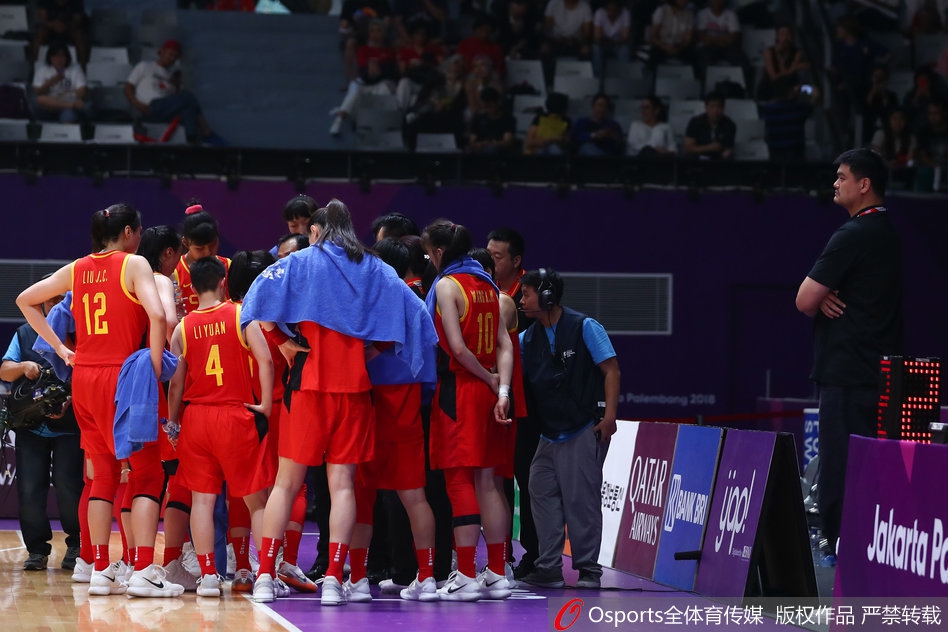 亚运女篮半决赛中国86-74日本